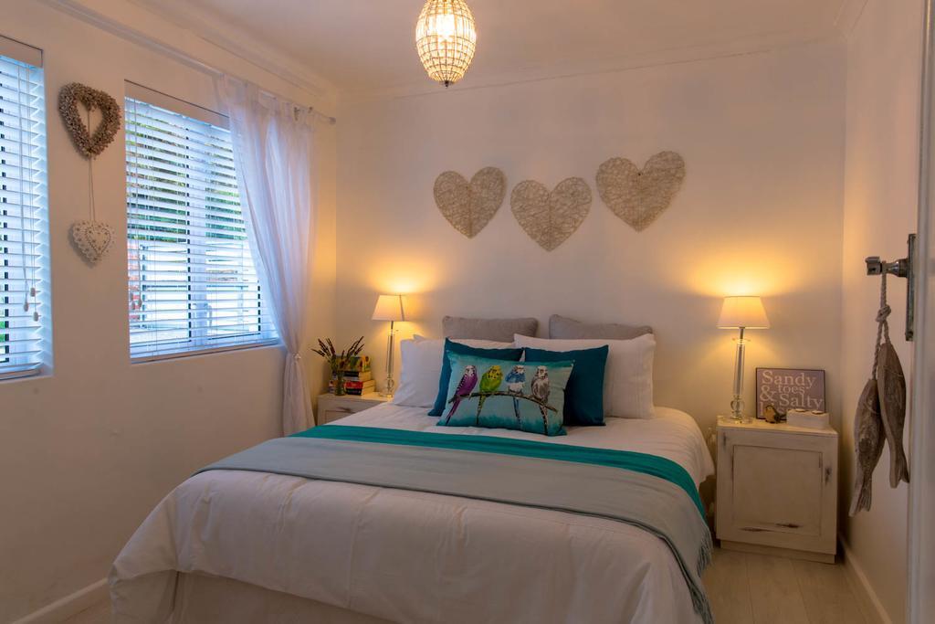 Palm Villa Cottage Kommetjie Buitenkant foto