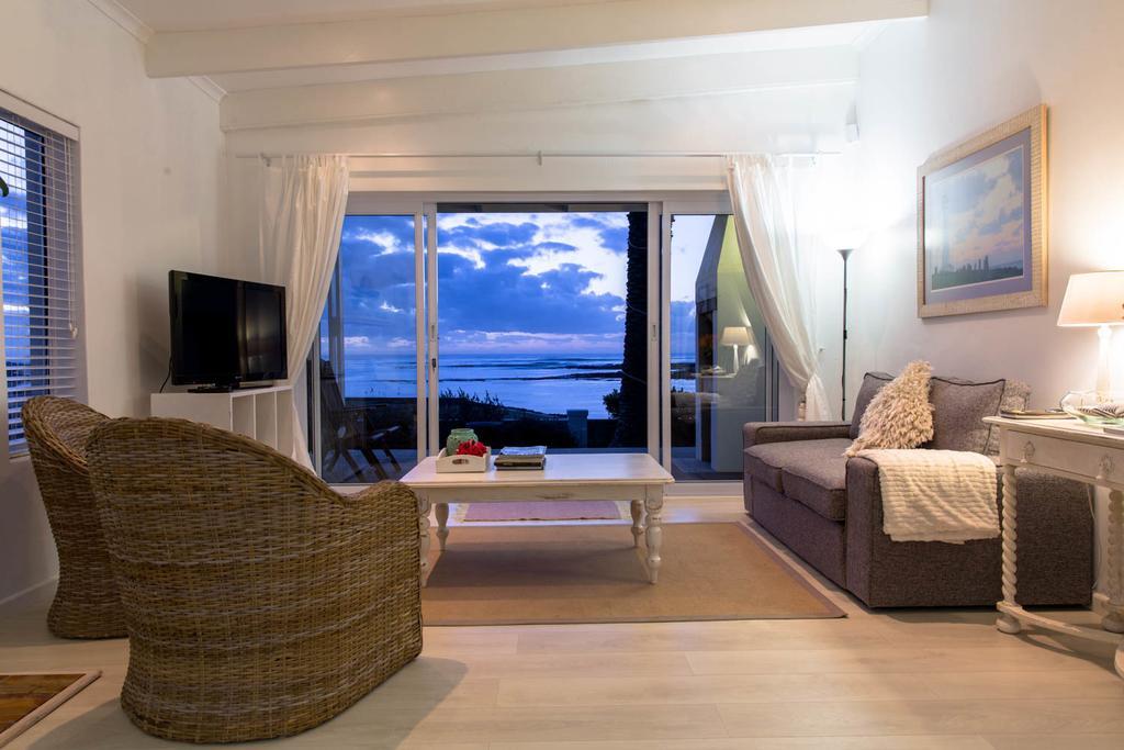 Palm Villa Cottage Kommetjie Buitenkant foto