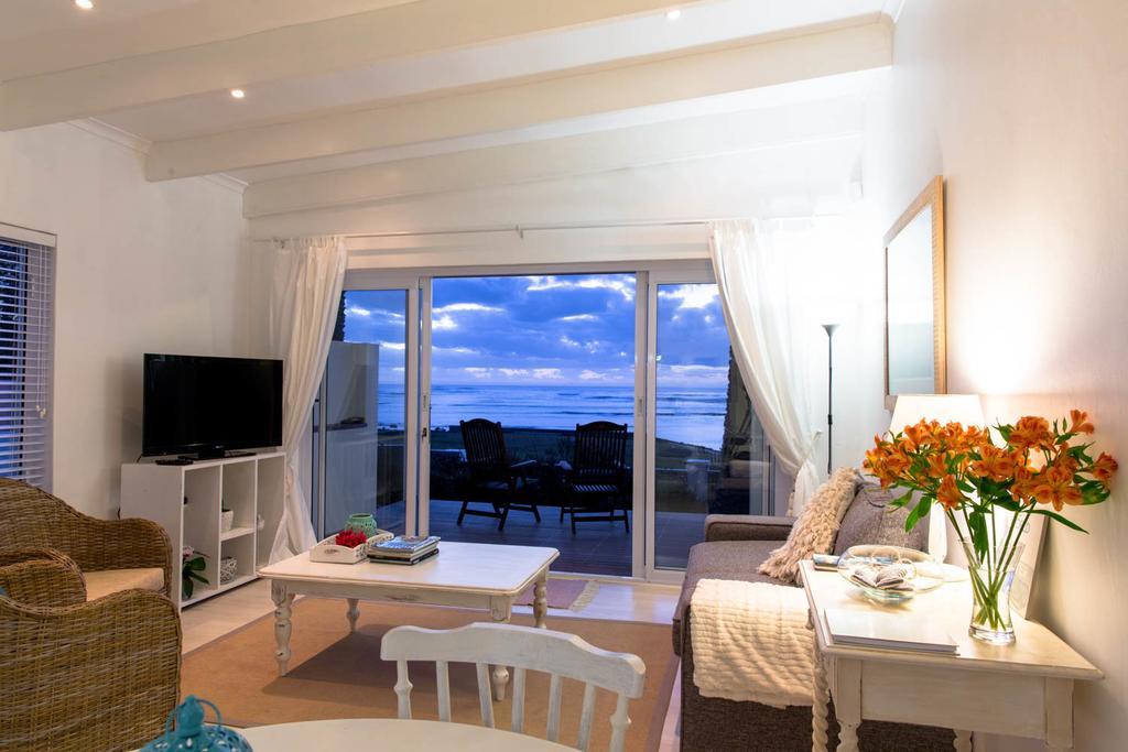 Palm Villa Cottage Kommetjie Buitenkant foto
