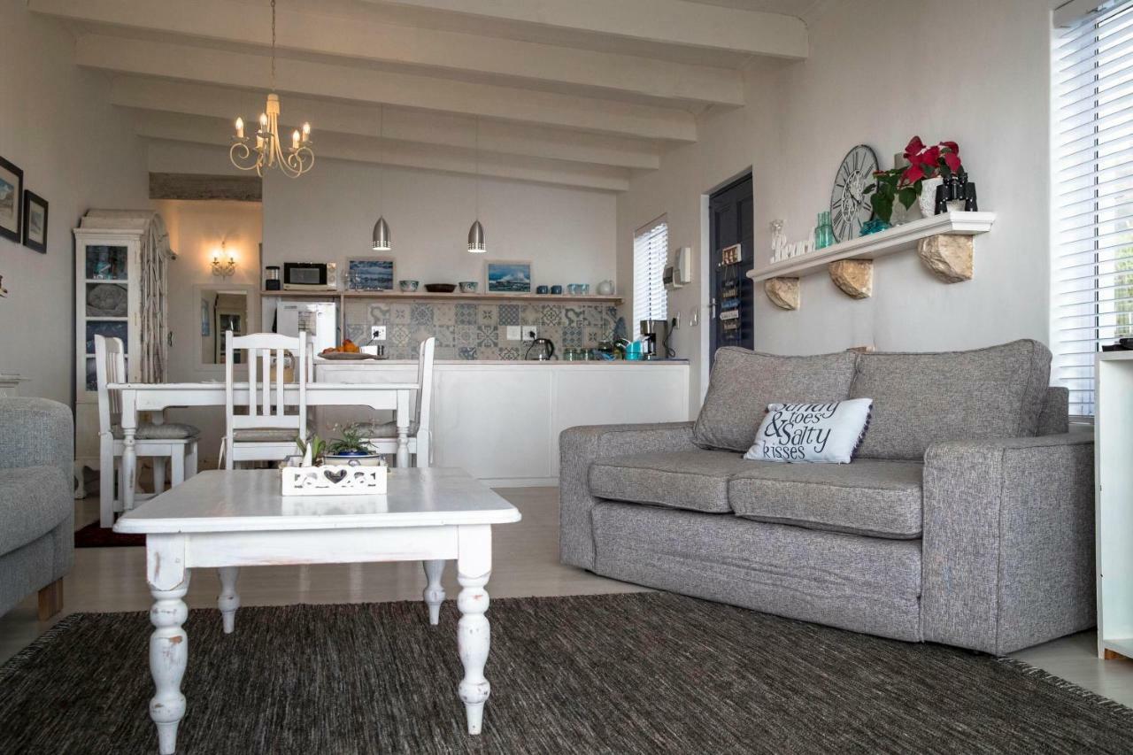 Palm Villa Cottage Kommetjie Buitenkant foto