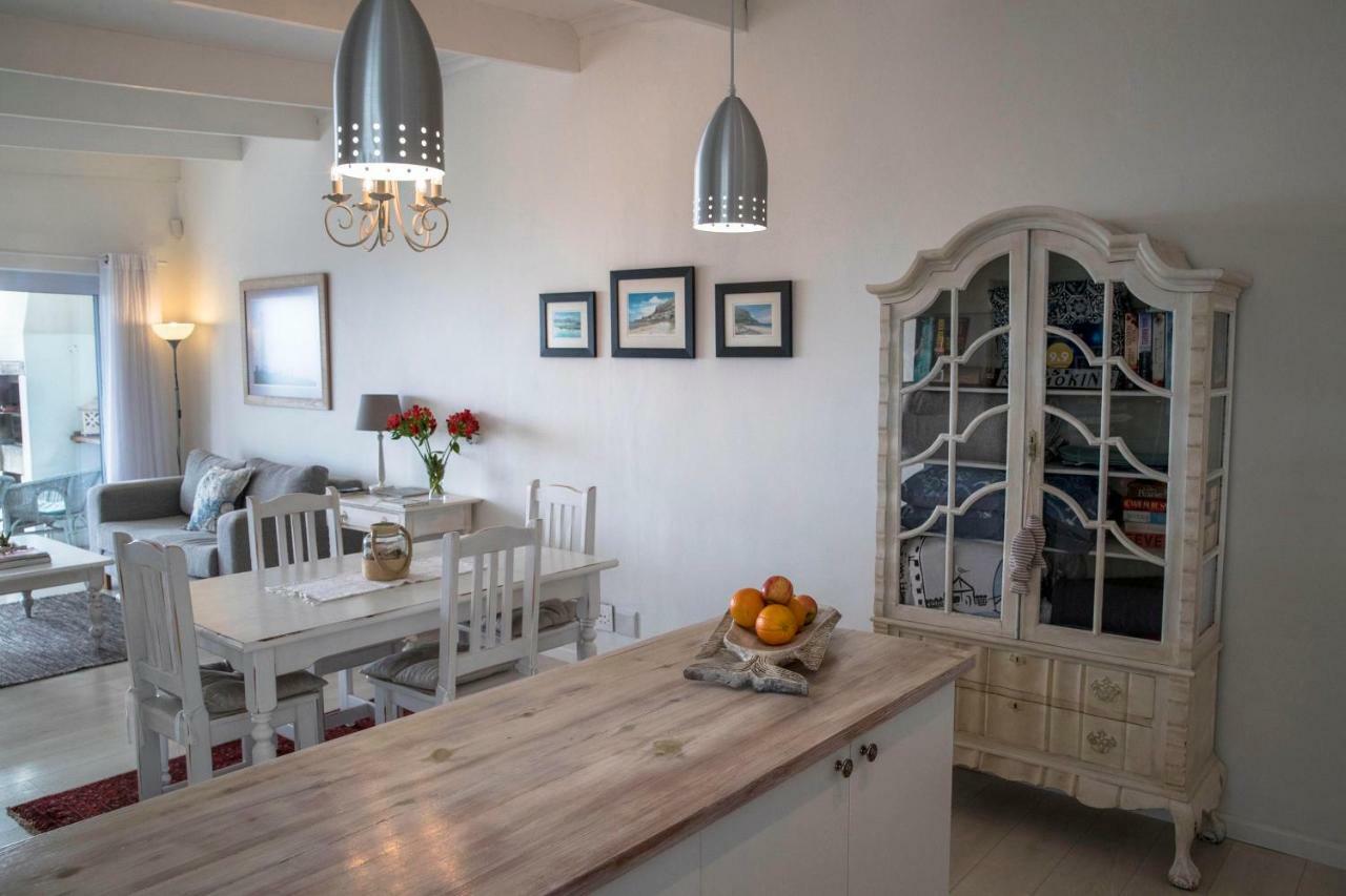 Palm Villa Cottage Kommetjie Buitenkant foto