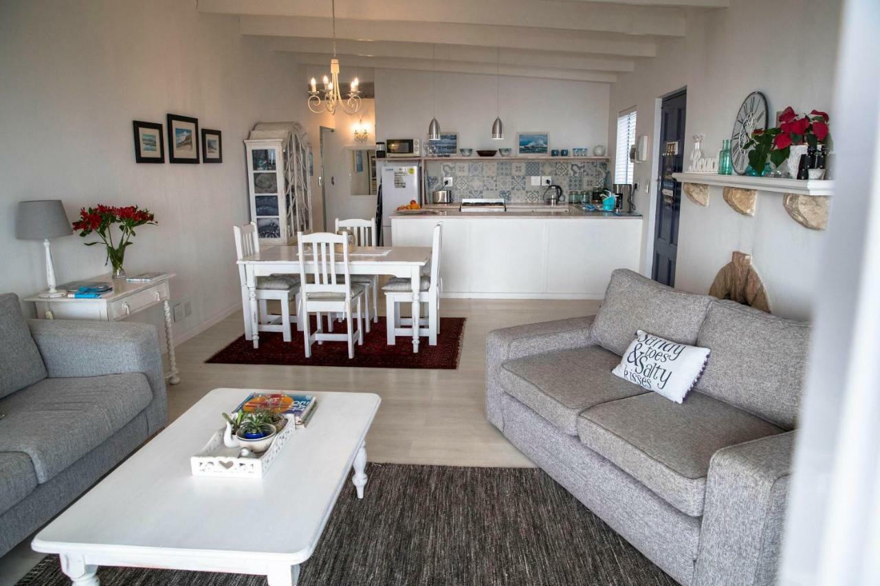 Palm Villa Cottage Kommetjie Buitenkant foto